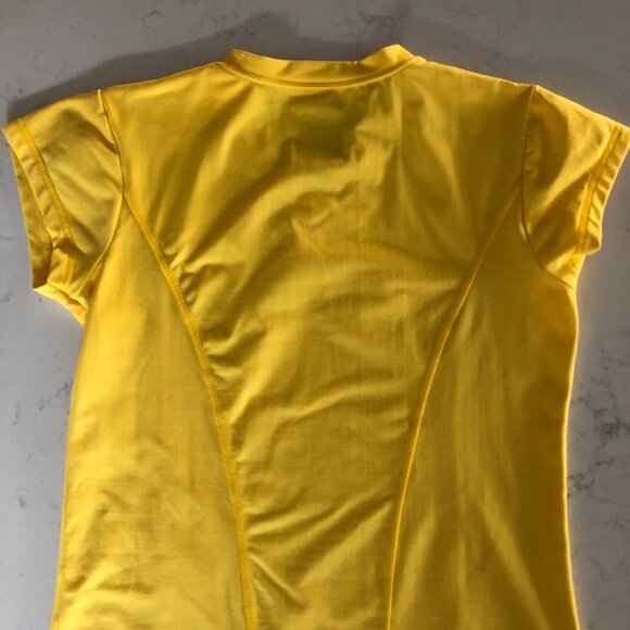 Sportek Platinum Casual Sht Slv V Neck Nylon Spandex Fitted Top Yellow Sz M NWOT - Picture 7 of 10